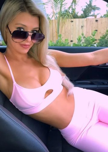 Юля, 23 года