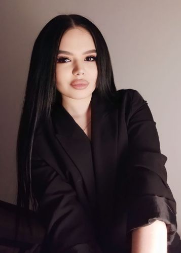 Вика, 18 лет