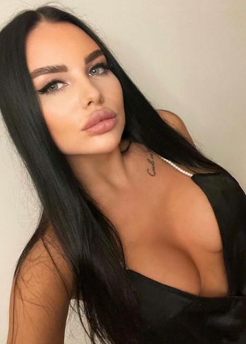 Агата, 24 года
