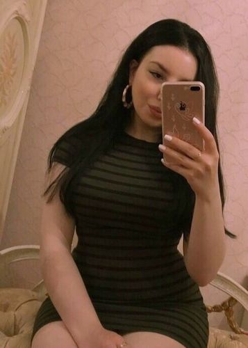 Юля, 24 года
