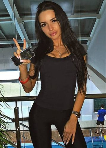 Эля, 24 года