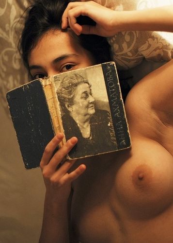 Вика, 18 лет