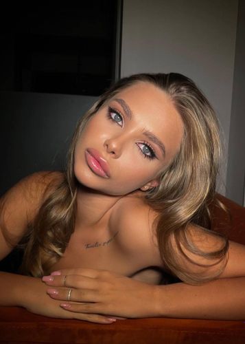 Иришка, 23 года