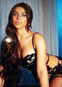 Лена, Комендантский проспект, минет в презервативе, ролевые игры, анкета 10028